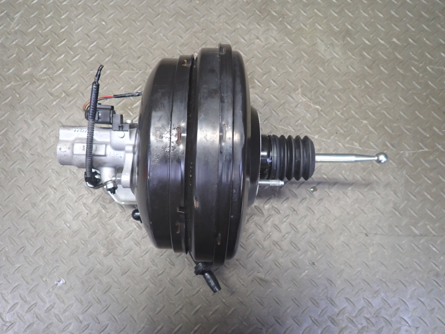 11-18 Porsche Cayenne 958 4.8L AWD Brake Master Cylinder Booster Fluid Reservoir