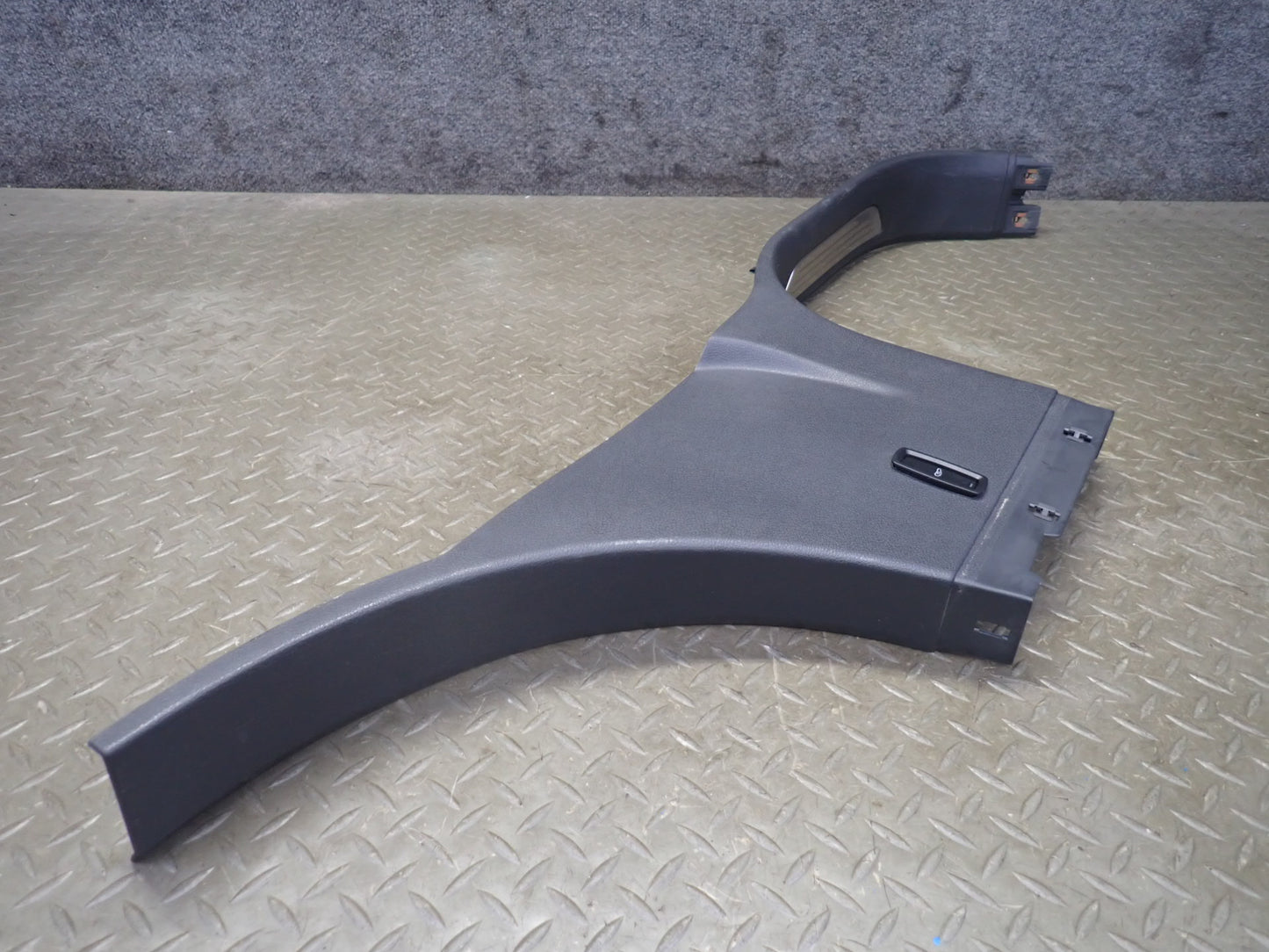 11-18 Porsche Cayenne 958 Left & Right B Pillar Lower Trim Cover Panel Set