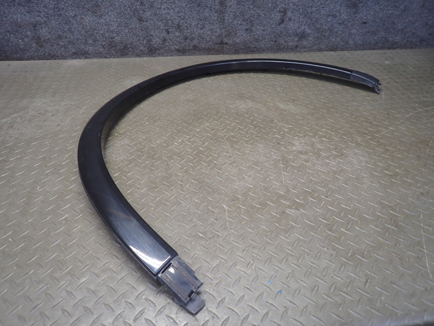 2015-2018 Porsche Cayenne 958.2 Front  Wheel Arch Flare Molding Set of 2
