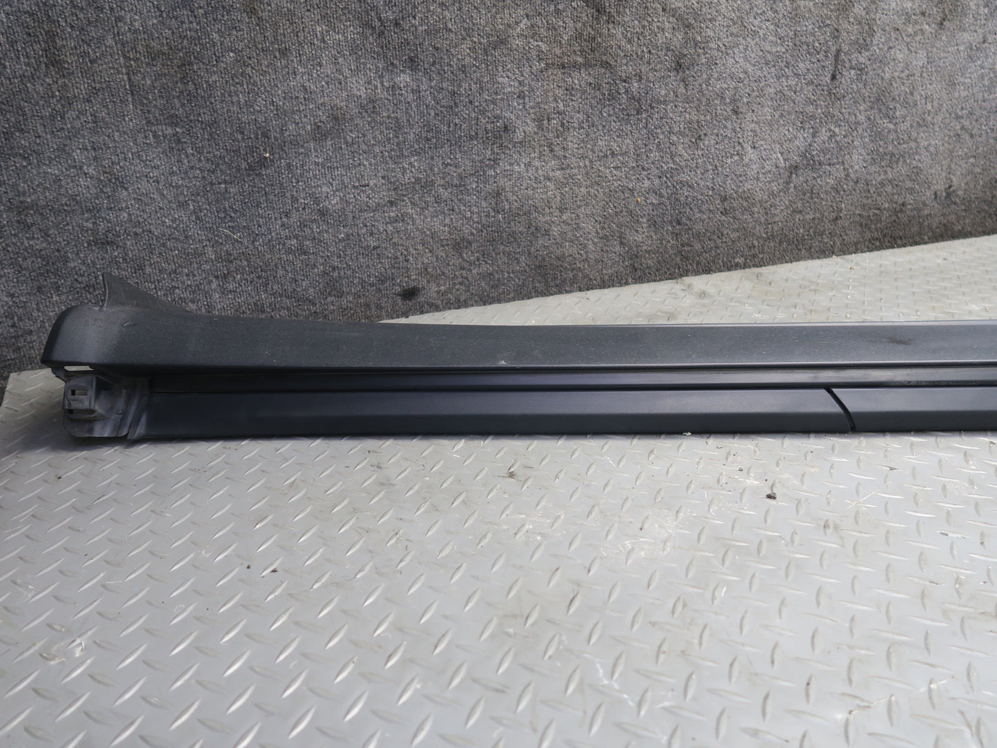 2011-2018 Porsche Cayenne 958 Left & Right Side Skirt Rocker Panel Molding Set