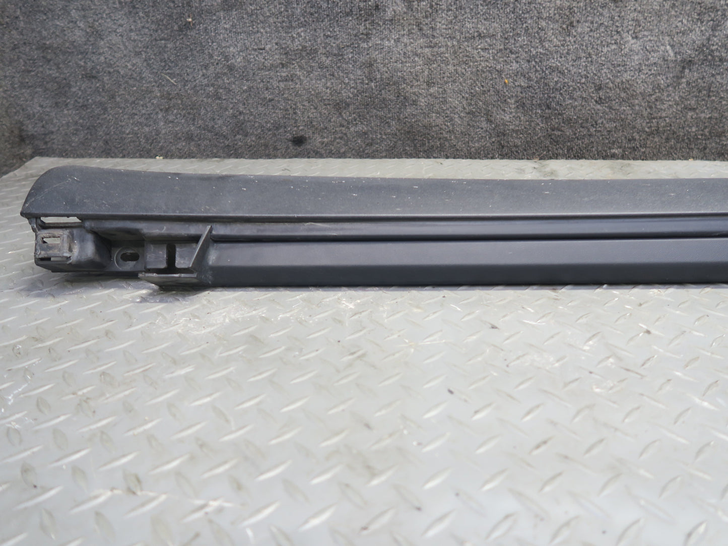 2011-2018 Porsche Cayenne 958 Left & Right Side Skirt Rocker Panel Molding Set