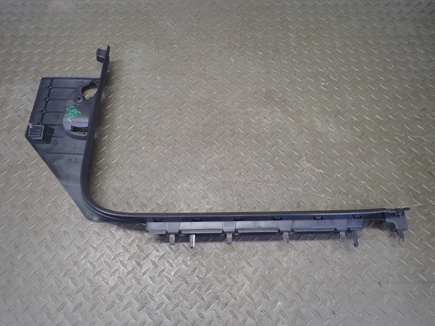 2011-2018 Porsche Cayenne Turbo S 958 Front Sill Scuff Plate Kick Panel Set