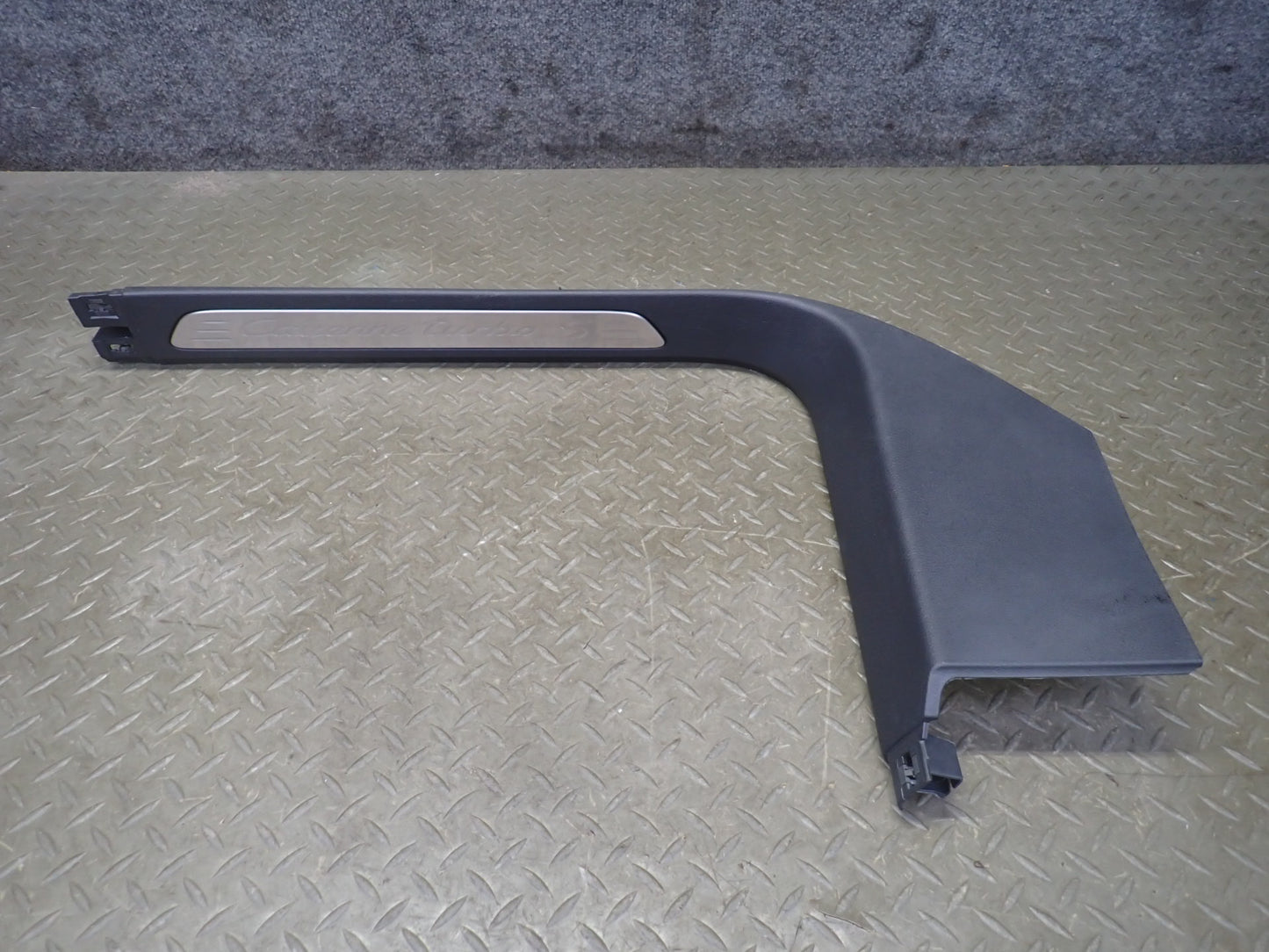2011-2018 Porsche Cayenne Turbo S 958 Front Sill Scuff Plate Kick Panel Set
