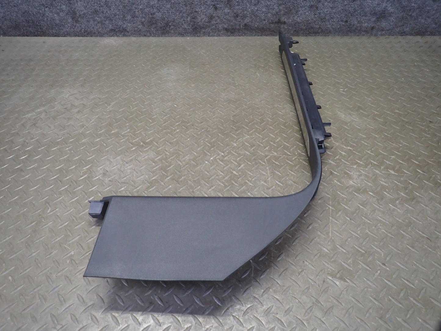 2011-2018 Porsche Cayenne Turbo S 958 Front Sill Scuff Plate Kick Panel Set