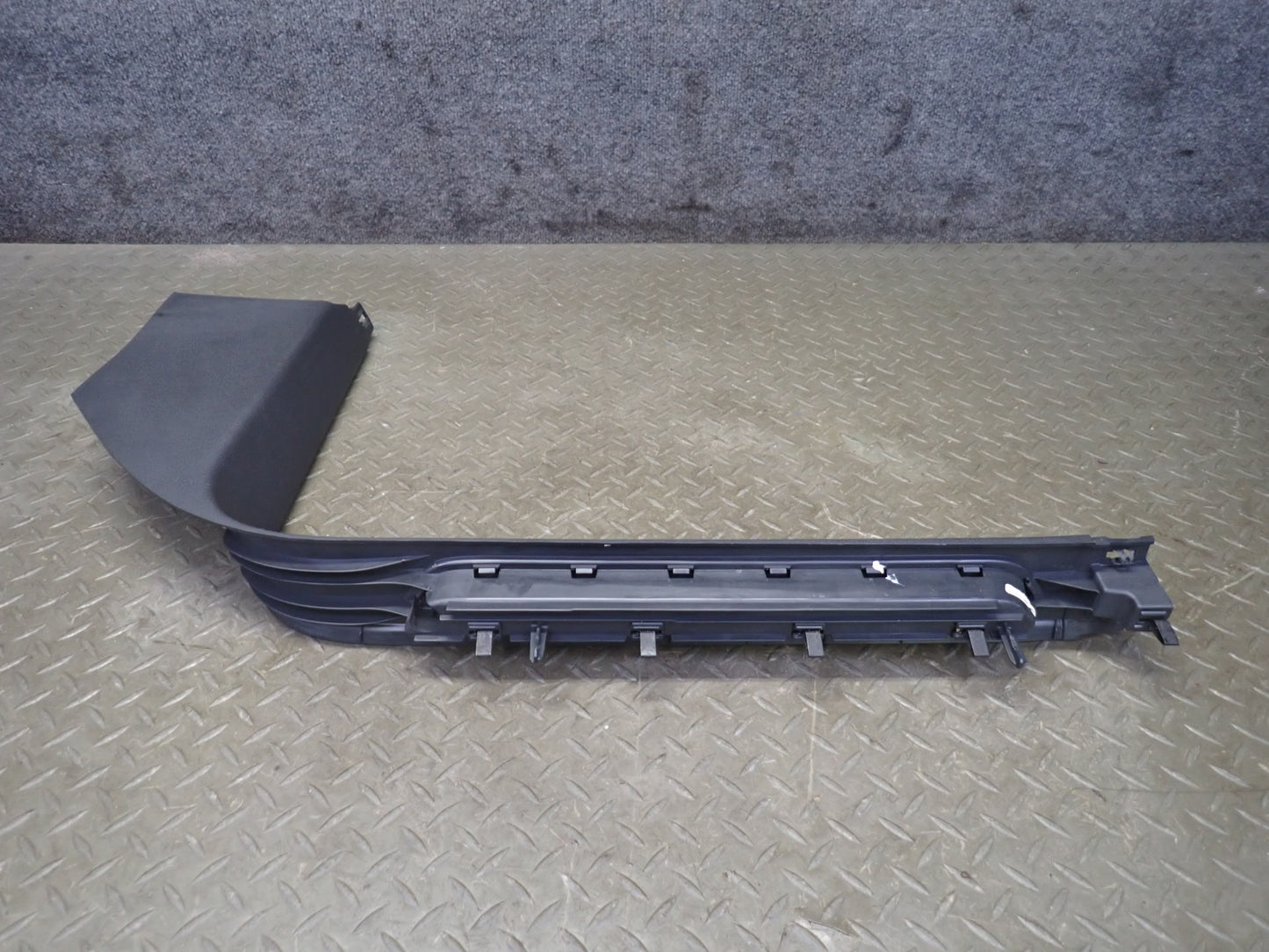 2011-2018 Porsche Cayenne Turbo S 958 Front Sill Scuff Plate Kick Panel Set