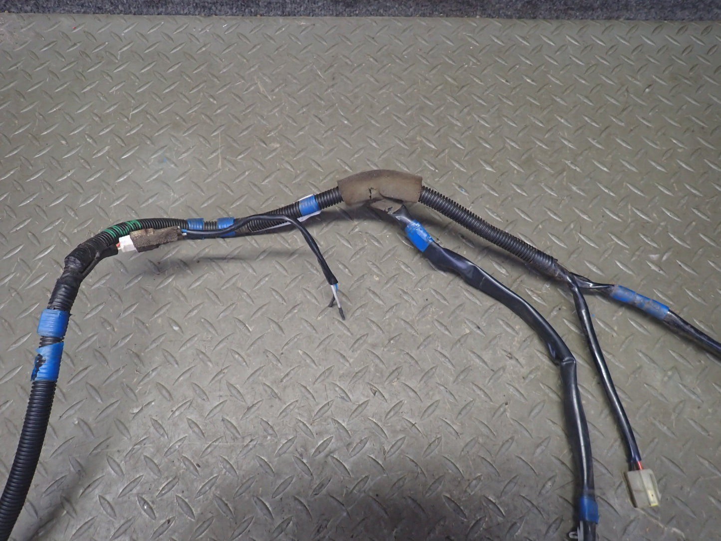 1992 Toyota Land Cruiser FJ80 Rear Right Door Wire Wiring Harness