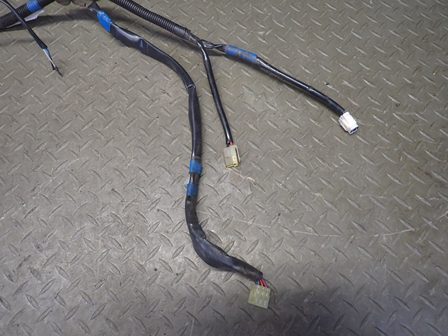 1992 Toyota Land Cruiser FJ80 Rear Right Door Wire Wiring Harness
