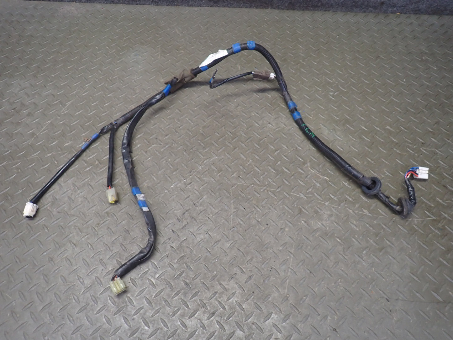 1992 Toyota Land Cruiser FJ80 Rear Right Door Wire Wiring Harness