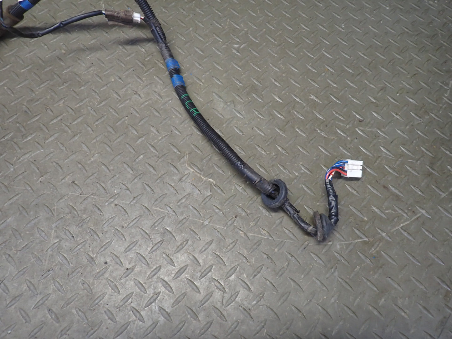 1992 Toyota Land Cruiser FJ80 Rear Right Door Wire Wiring Harness