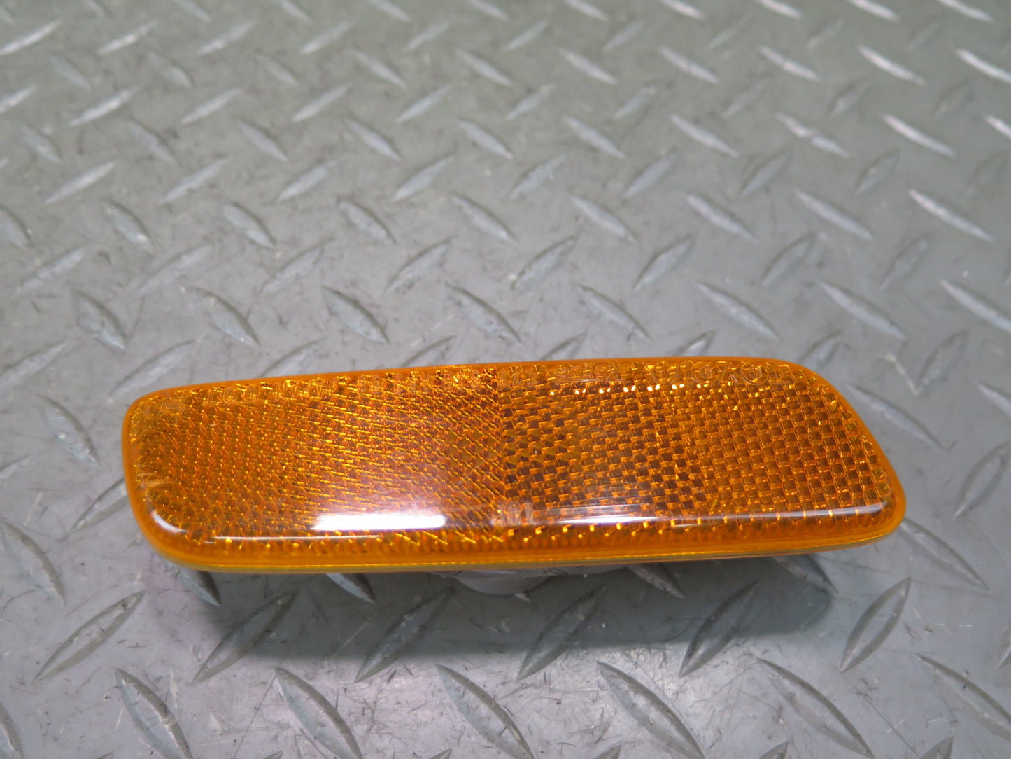 98-00 Lexus UCF20L LS400 Front Bumper Right Side Marker Light Lamp OEM