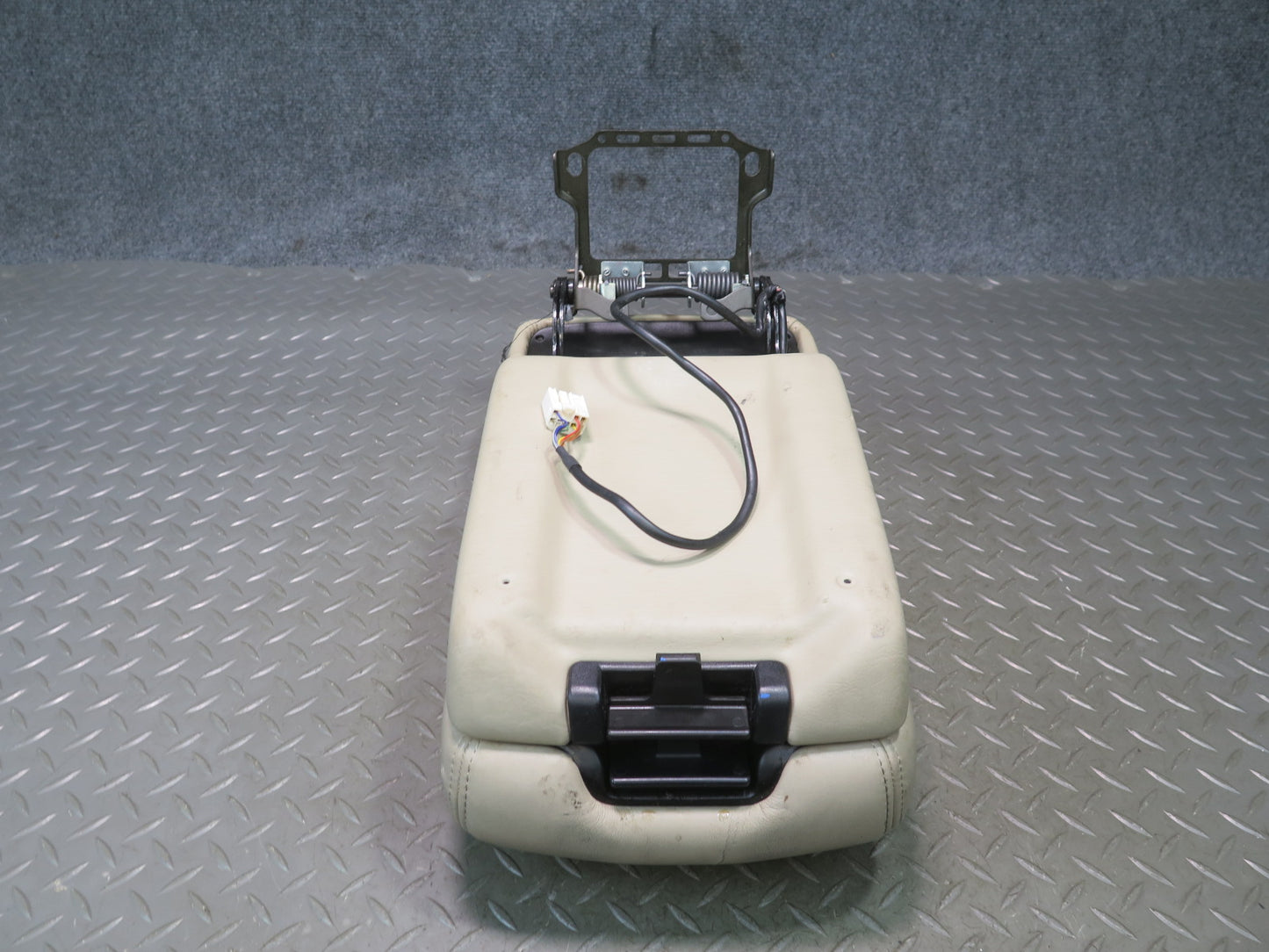 98-00 Lexus UCF20L LS400 Center Console Armrest Lid Storage Ivory w Phone OEM