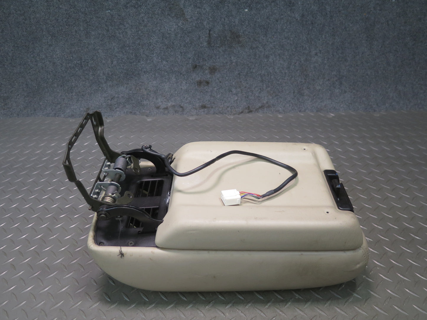 98-00 Lexus UCF20L LS400 Center Console Armrest Lid Storage Ivory w Phone OEM