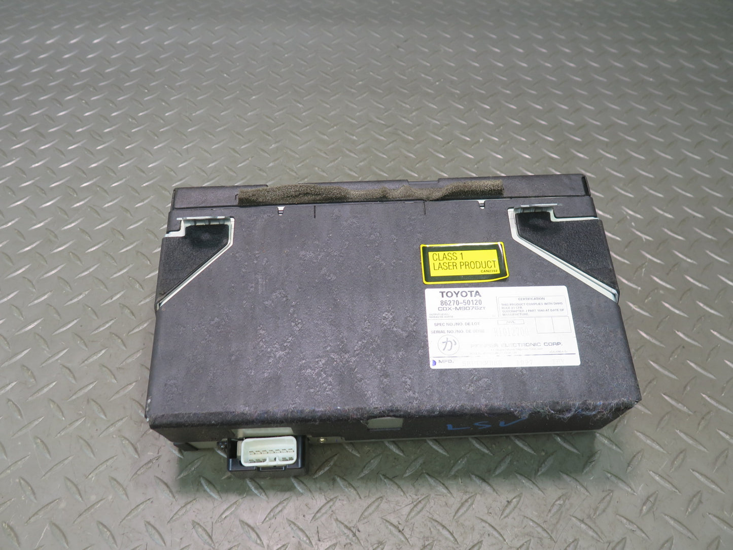 98-00 Lexus LS400 Pioneer 6 Disc CD Changer w Magazine 86270-50120 OEM
