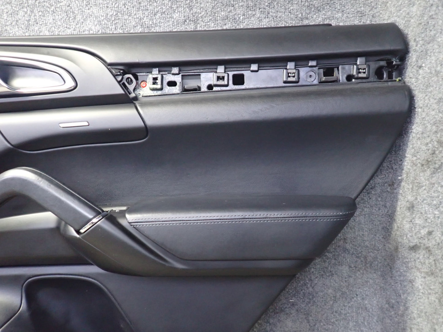 2011-2018 Porsche Cayenne 958 Rear Left & Right Door Interior Trim Panel Set
