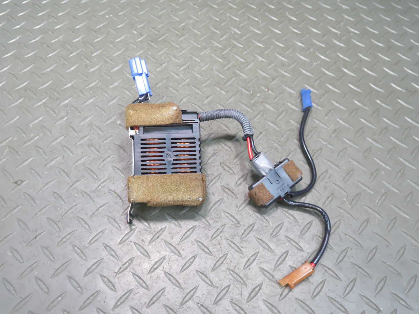 98-00 Lexus UCF20L LS400 Rear Window Defroster Defogger Resistor Module OEM