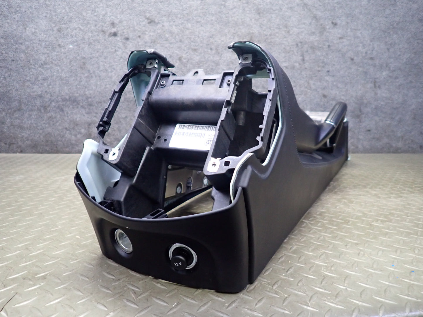2011-2018 Porsche Cayenne 958 Front Center Console Trim Cover Panel 7P5863239DG
