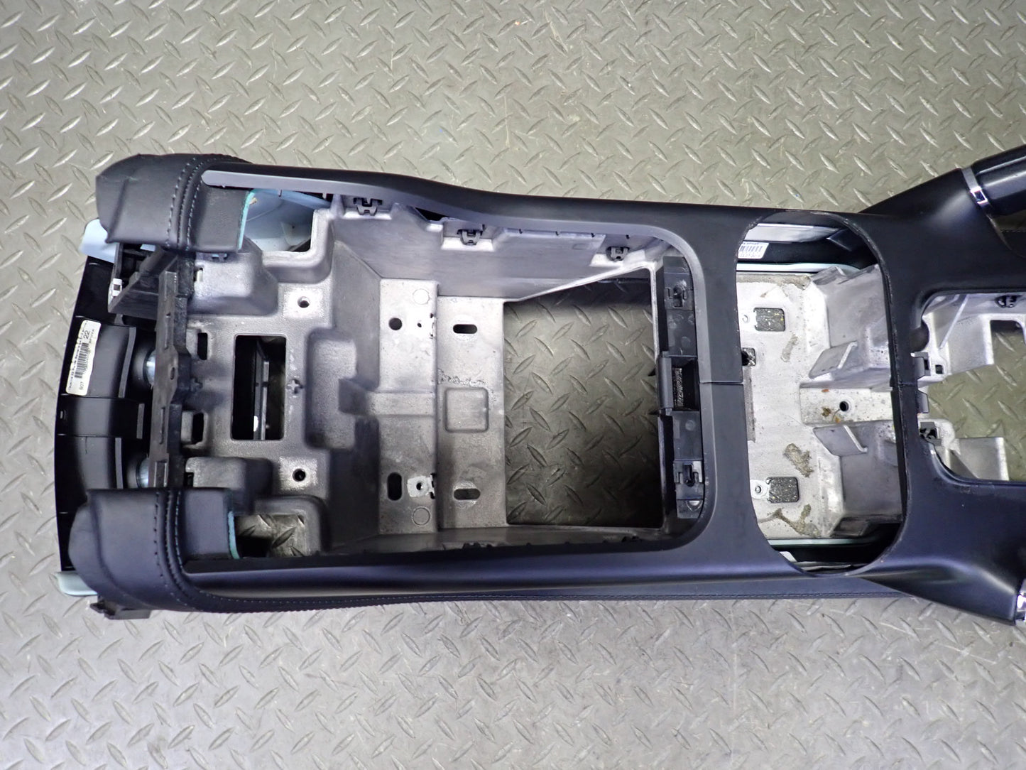 2011-2018 Porsche Cayenne 958 Front Center Console Trim Cover Panel 7P5863239DG