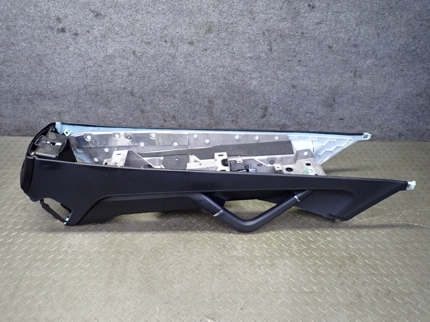 2011-2018 Porsche Cayenne 958 Front Center Console Trim Cover Panel 7P5863239DG
