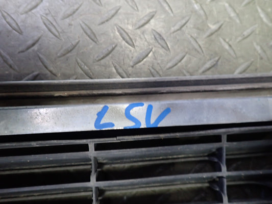 98-00 Lexus UCF20L LS400 Front Hood Radiator Upper Grille w Hood Release OEM