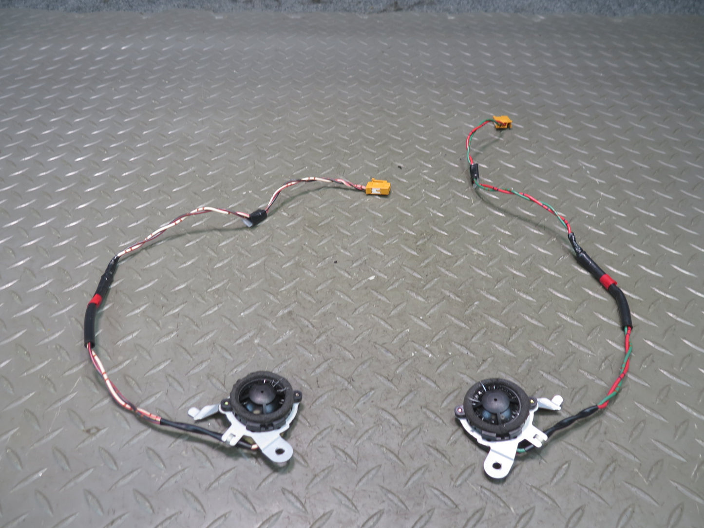 95-00 Lexus UCF20L LS400 Set of 2 Front Right & Left Door Speaker Tweeter OEM