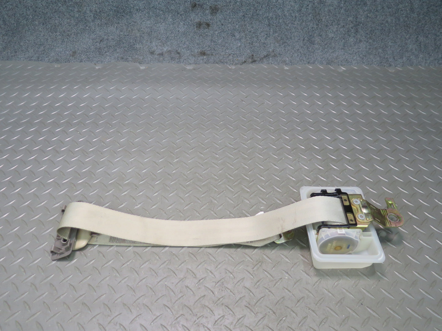 98-00 LEXUS LS400 UCF20 REAR LEFT CENTER RIGHT SIDE SEATBELT RETRACTOR SET OEM