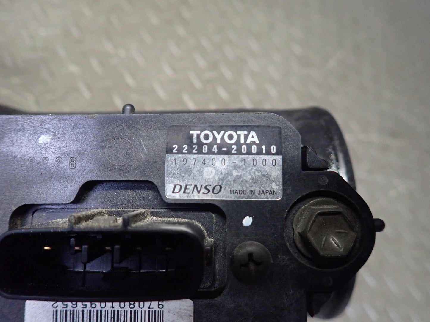 98-00 Lexus UCF20L LS400 Air Intake Cleaner Filter Box w MAF Sensor Assy OEM