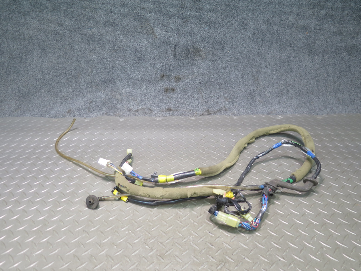 1992 Toyota Land Cruiser FJ80 Rear Tailgate Trunk Back Door Wire Wiring Harness
