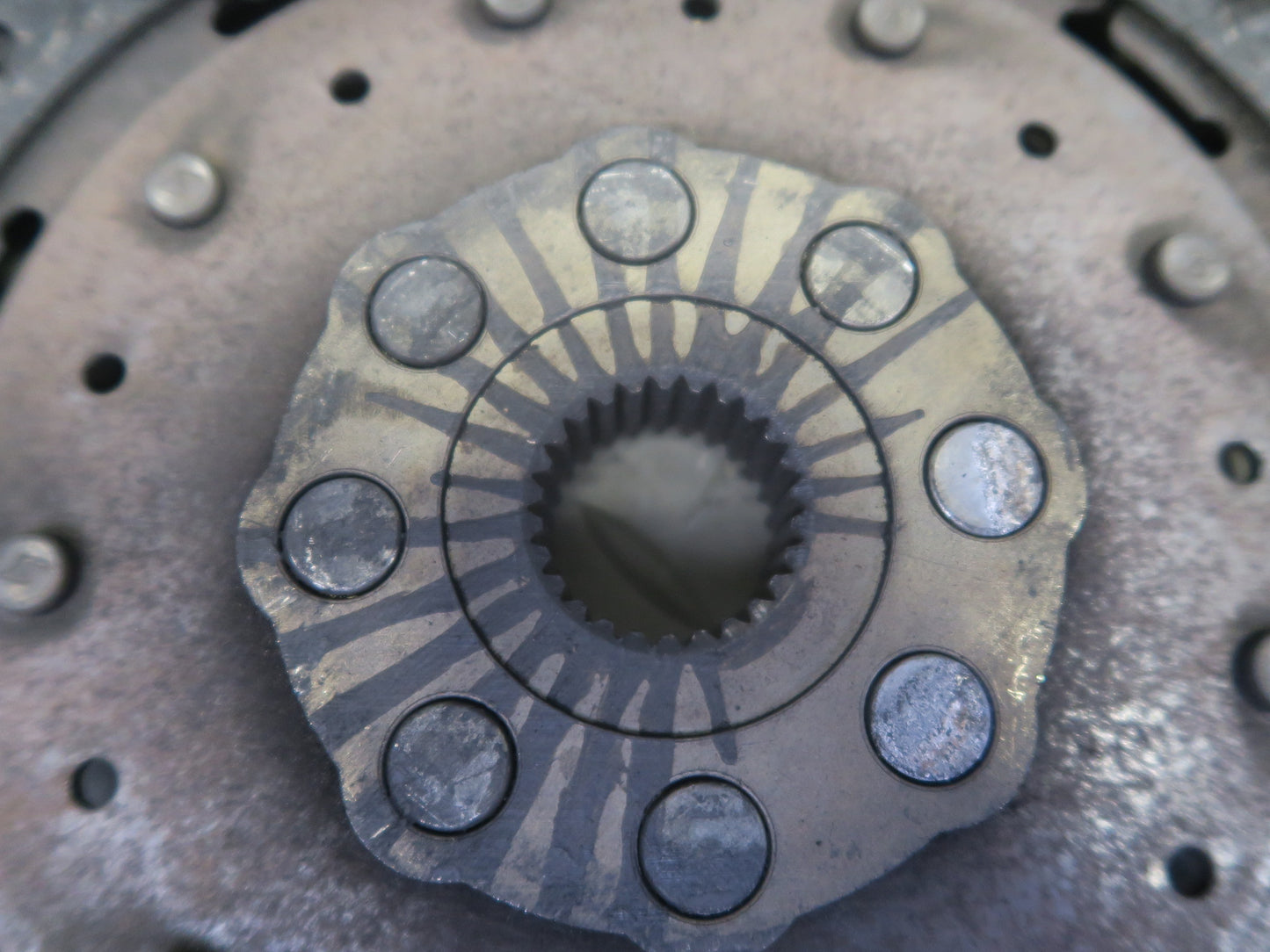 92-93  Chevrolet Corvette C4 M/T Transmission Flywheel Clutch Pressure Plate 77K
