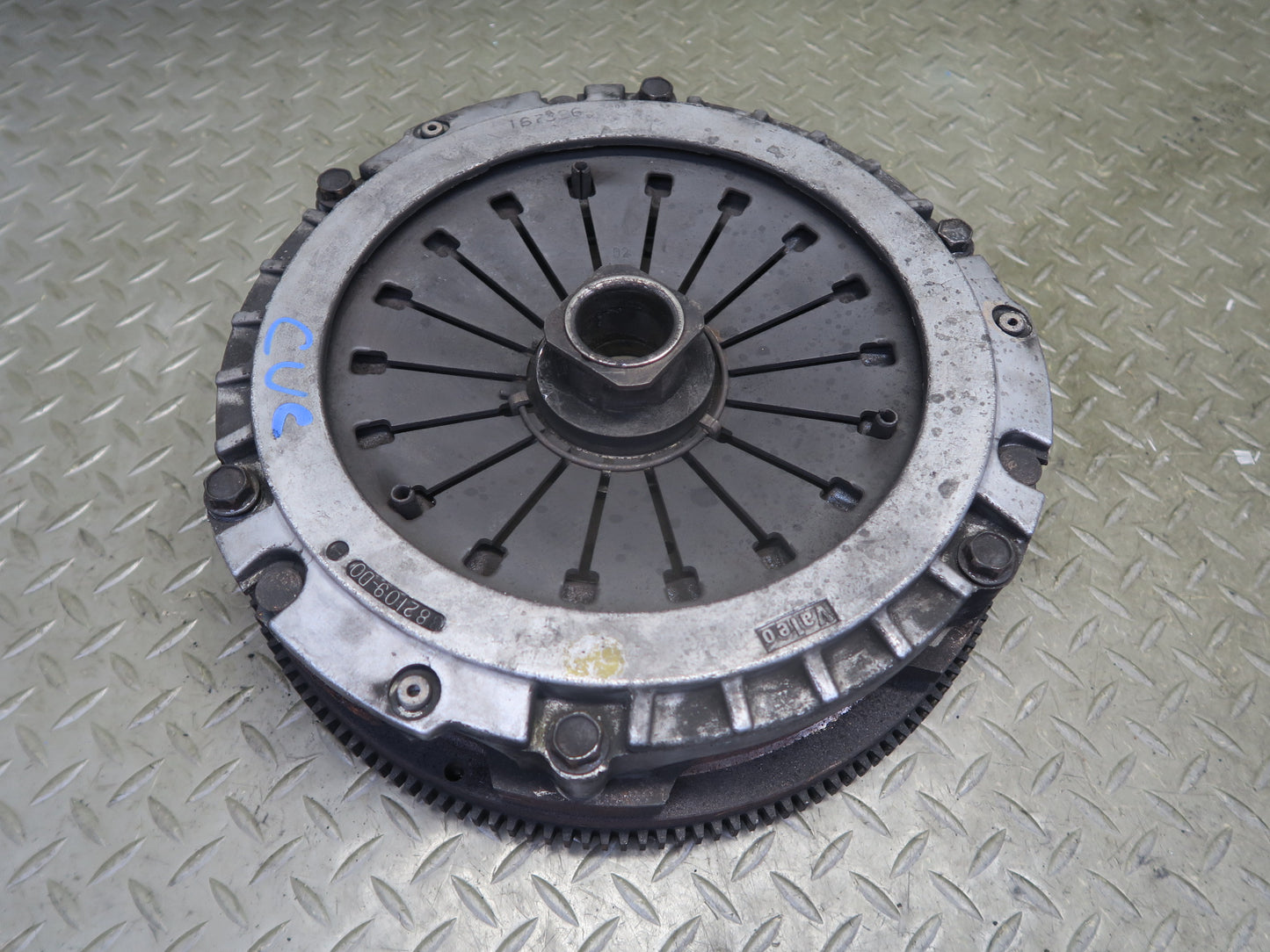 92-93  Chevrolet Corvette C4 M/T Transmission Flywheel Clutch Pressure Plate 77K