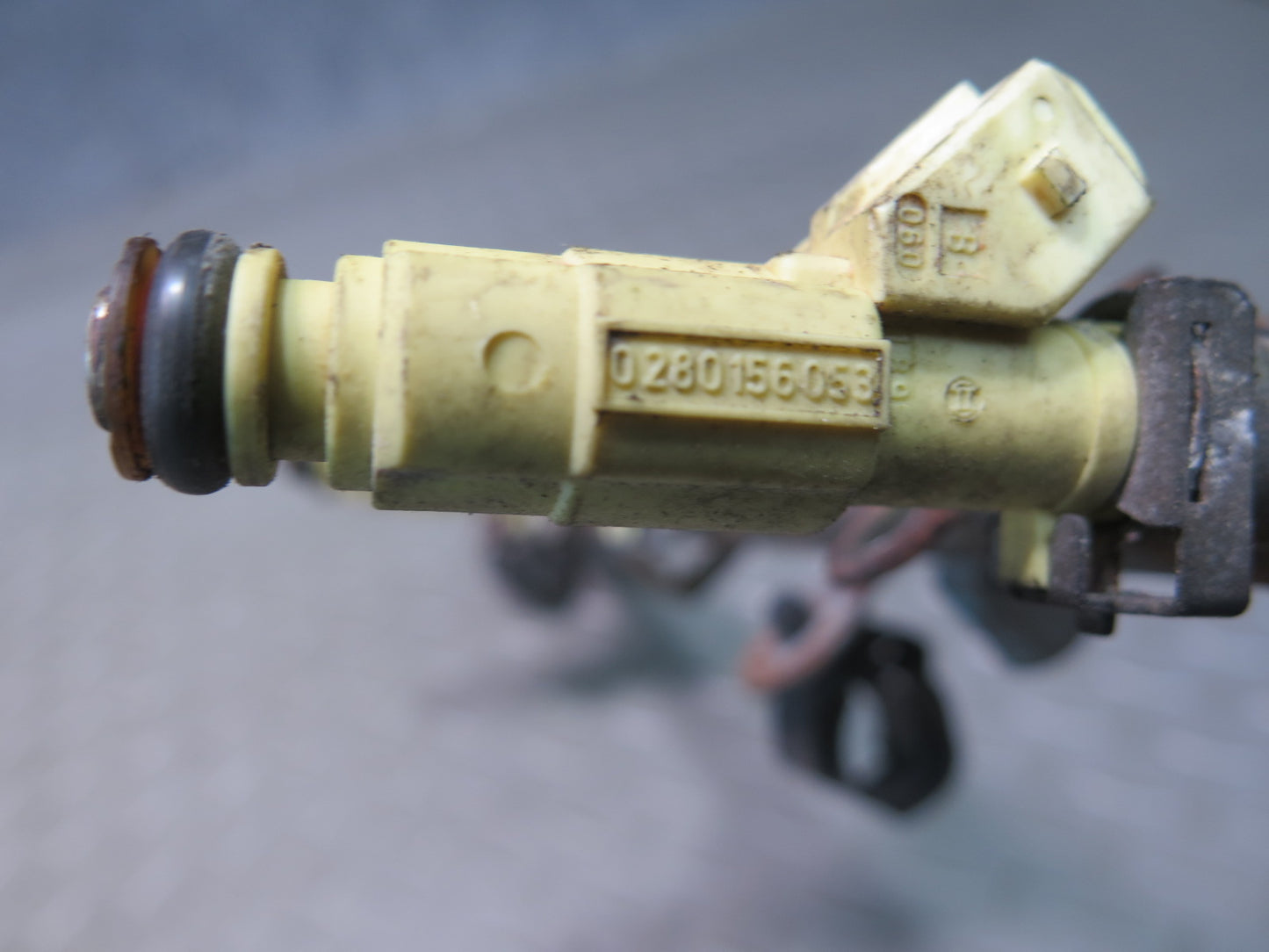 2002 Porsche Boxster S 986 3.2L Fuel Rail Injector Set