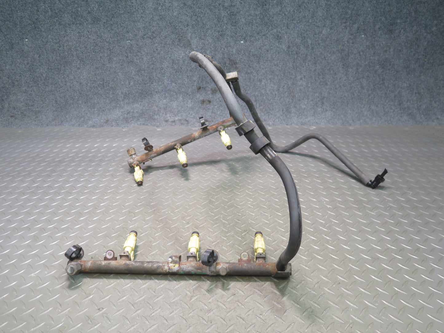 2002 Porsche Boxster S 986 3.2L Fuel Rail Injector Set