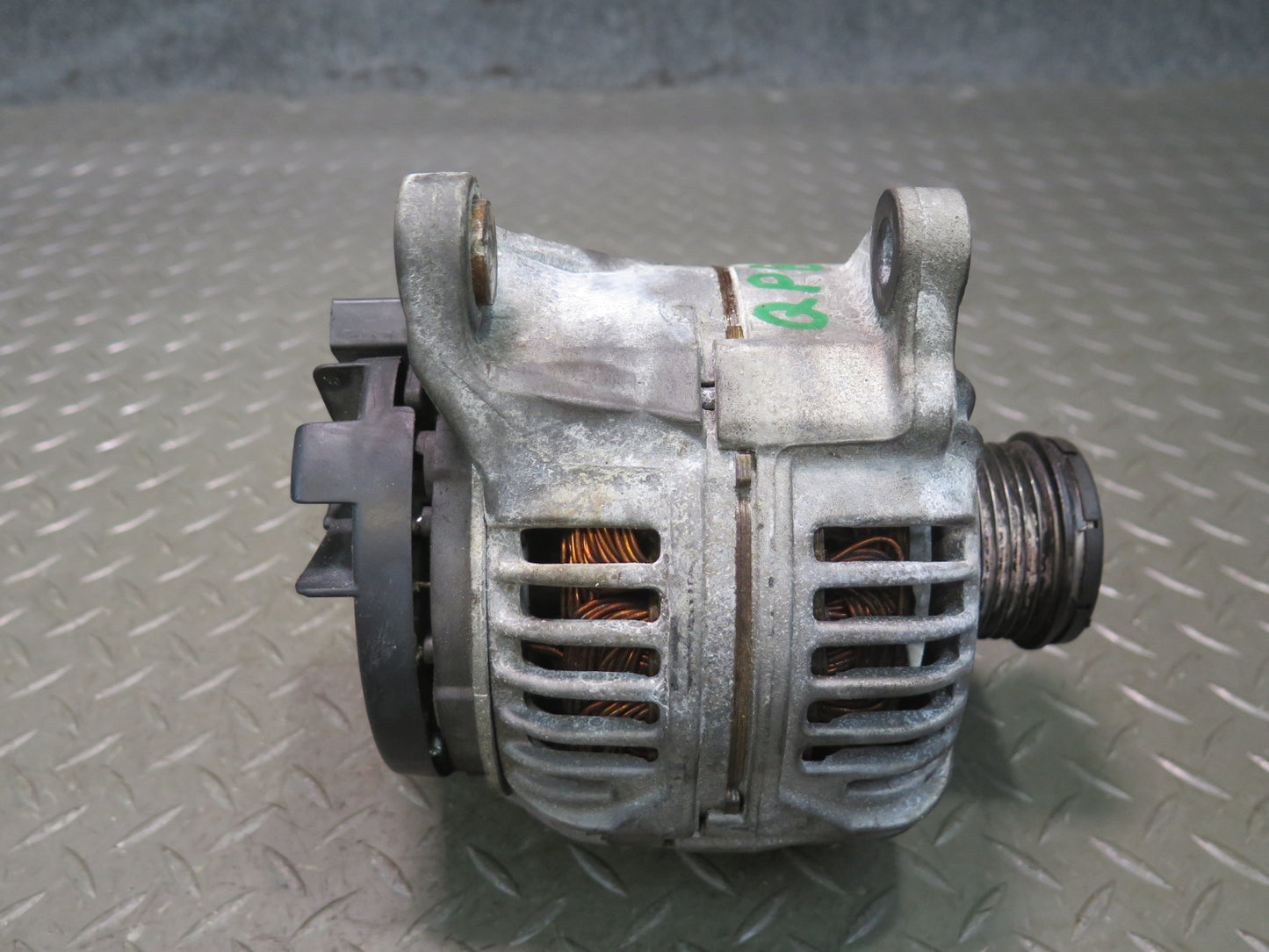 2000-2004 Porsche Boxster 986 3.2L Engine Alternator Generator