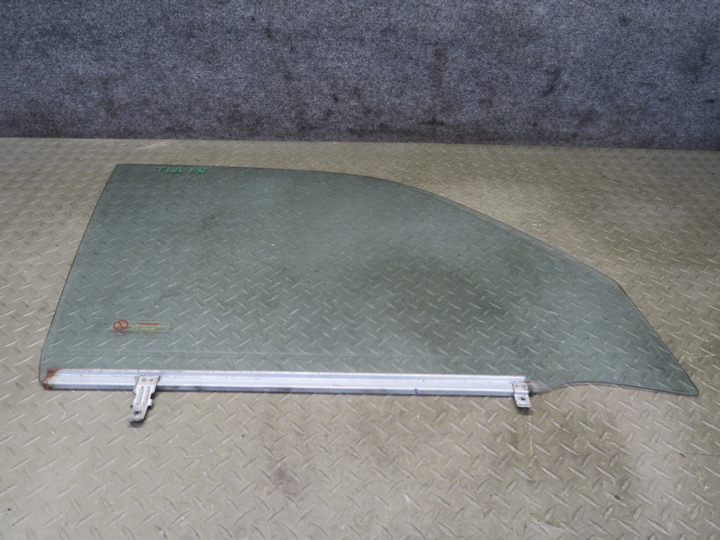 1991-1997 Toyota Land Cruiser FJ80 Front Right Passenger Side Door Window Glass