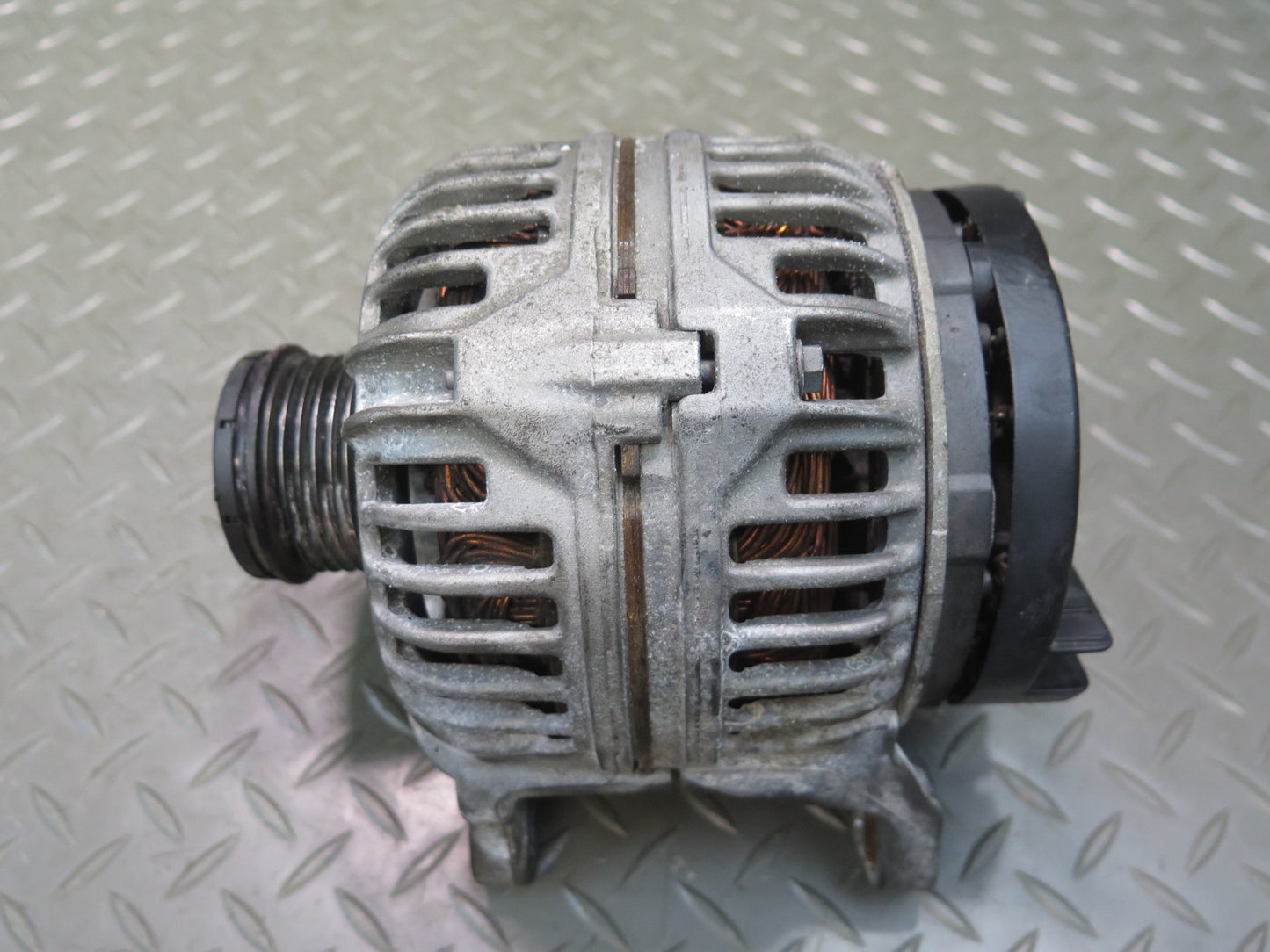 2000-2004 Porsche Boxster 986 3.2L Engine Alternator Generator