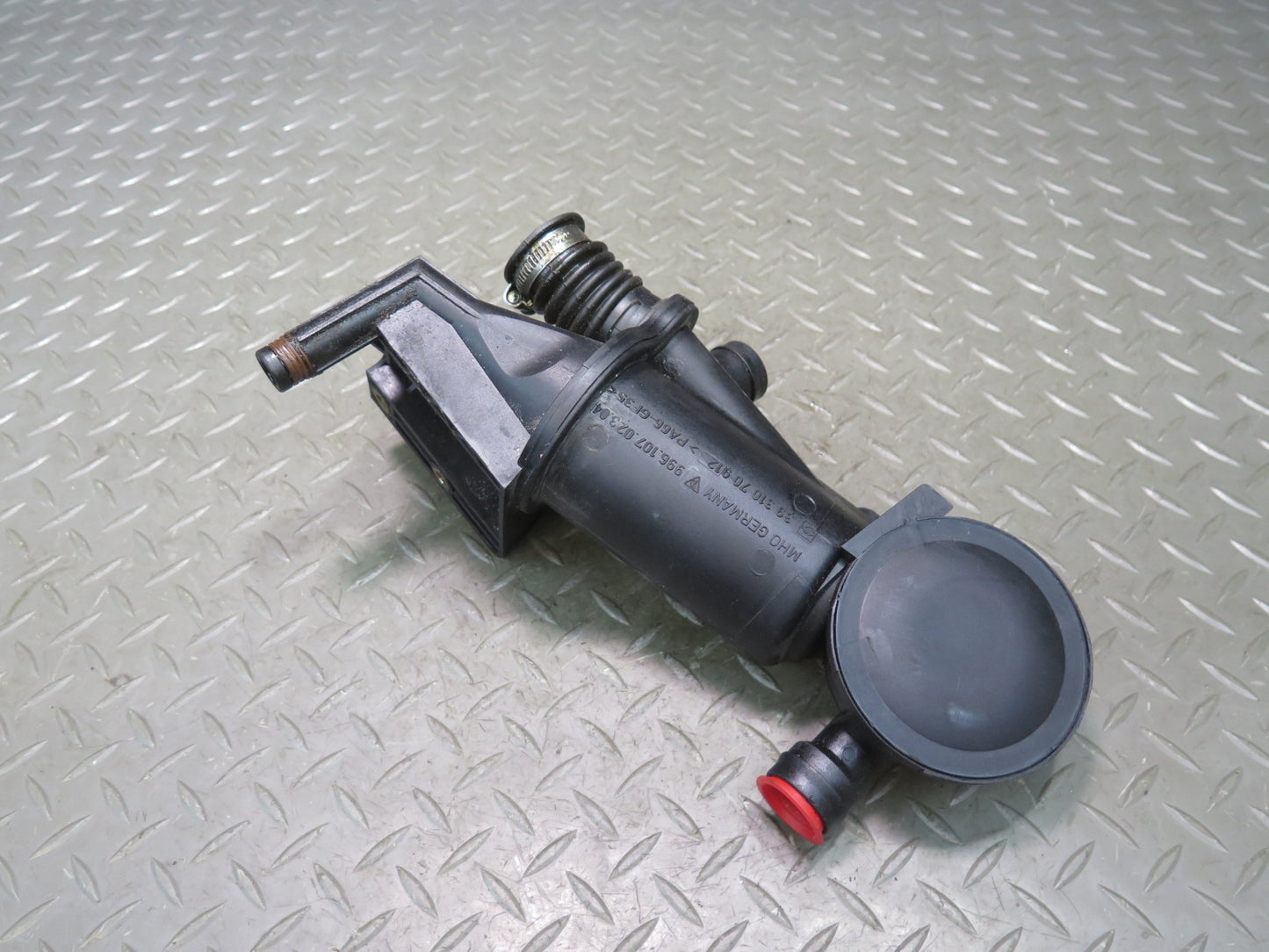 2000-2004 Porsche Boxster 986 3.2L Engine Motor Crankcase Oil Separator