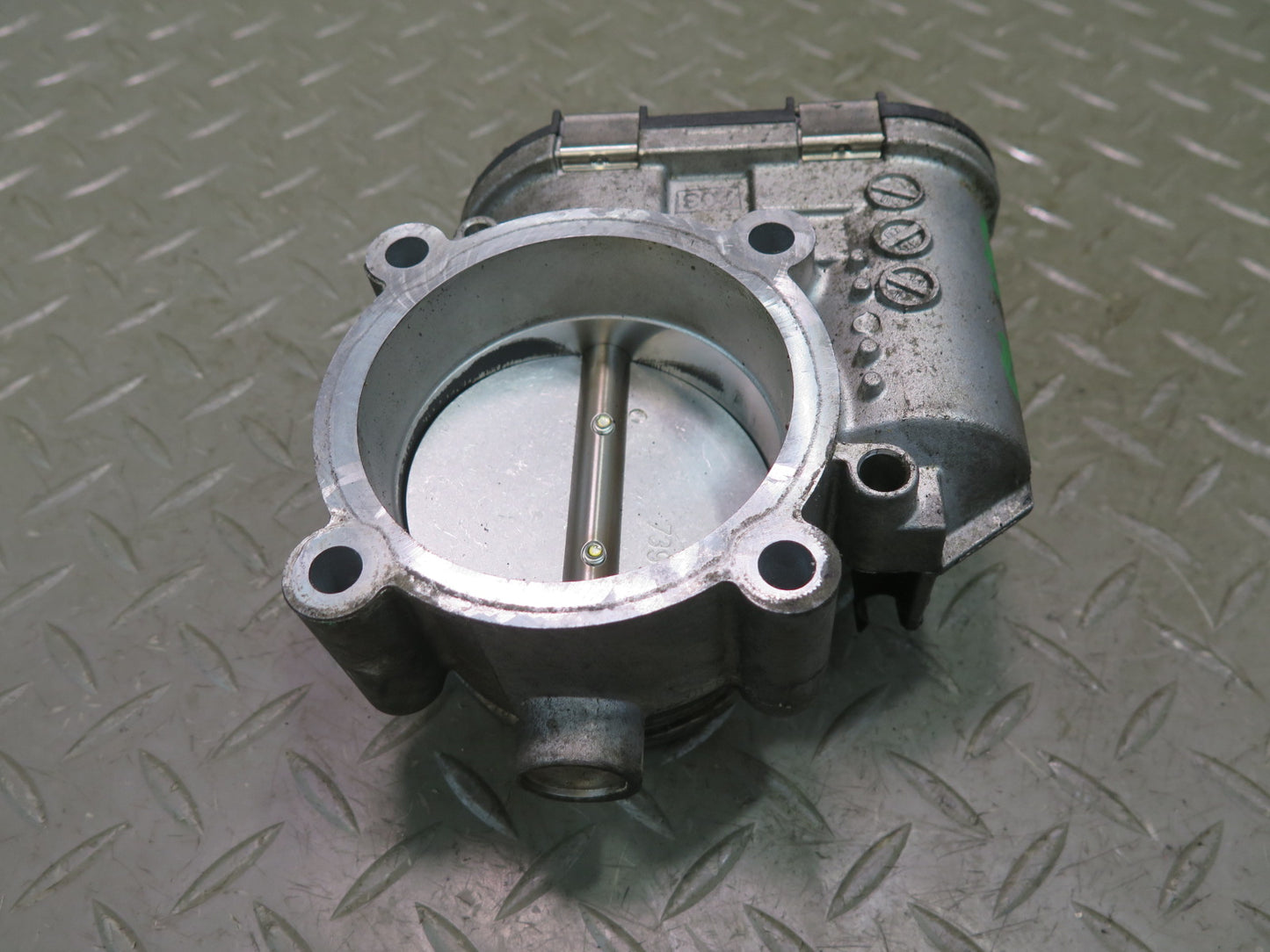 2000-2004 Porsche Boxster 986 3.2L Engine Throttle Valve Body 98660511501