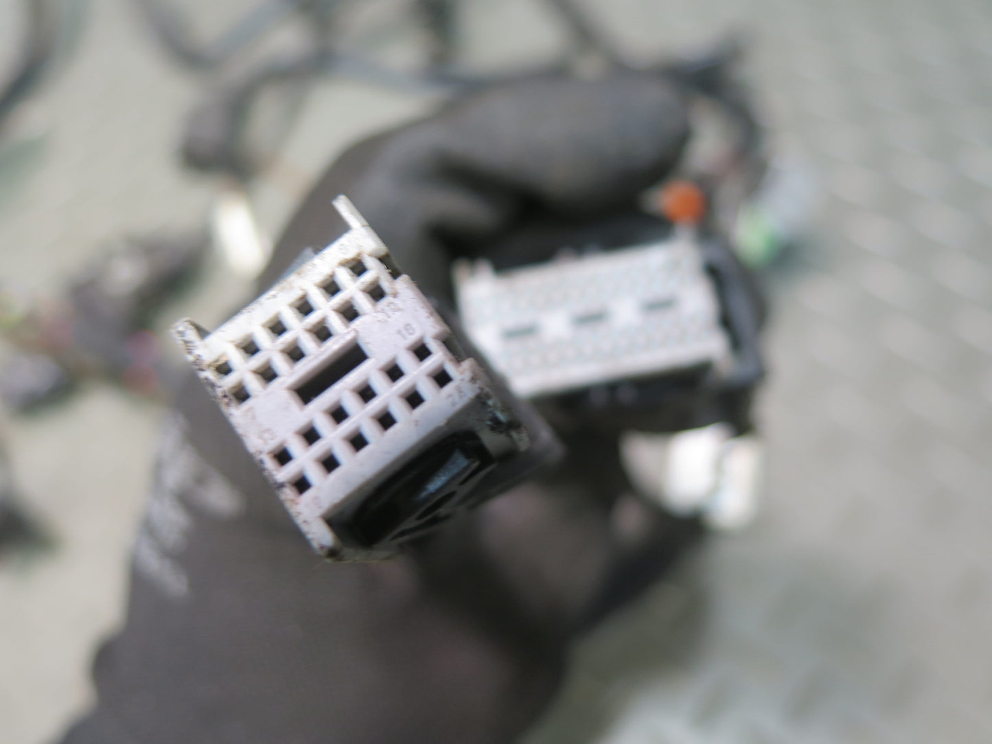 2002 Porsche Boxster S 986 M96.21 M/T Engine Motor Wire Wiring Harness