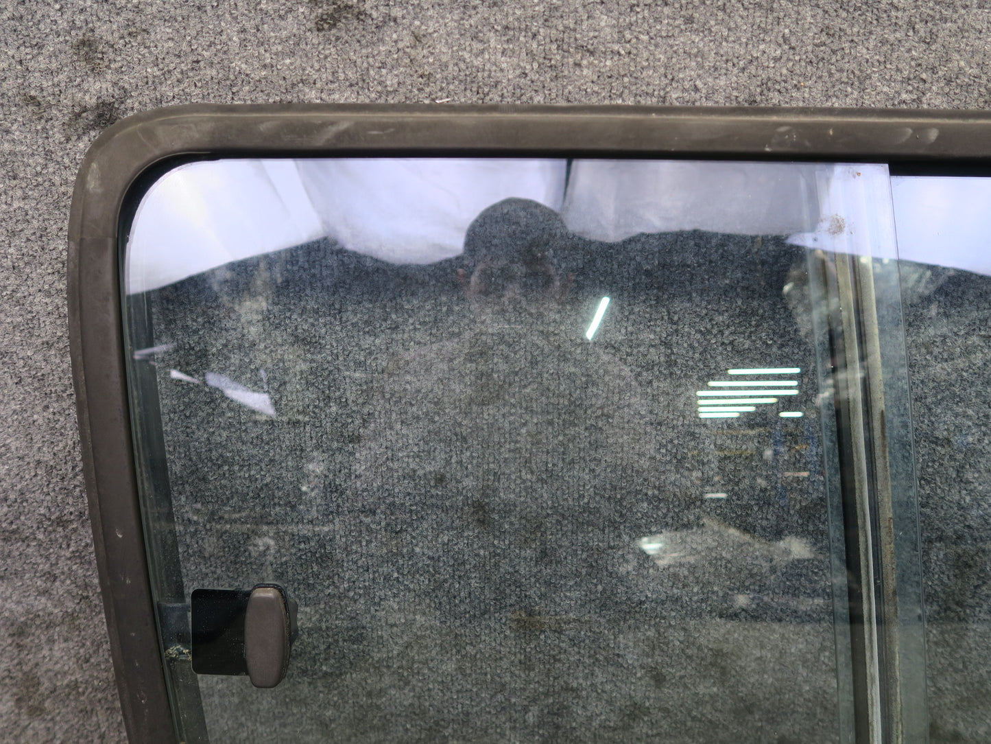 1991-1997 Toyota Land Cruiser FJ80 Rear Left Quarter Sliding Window Glass