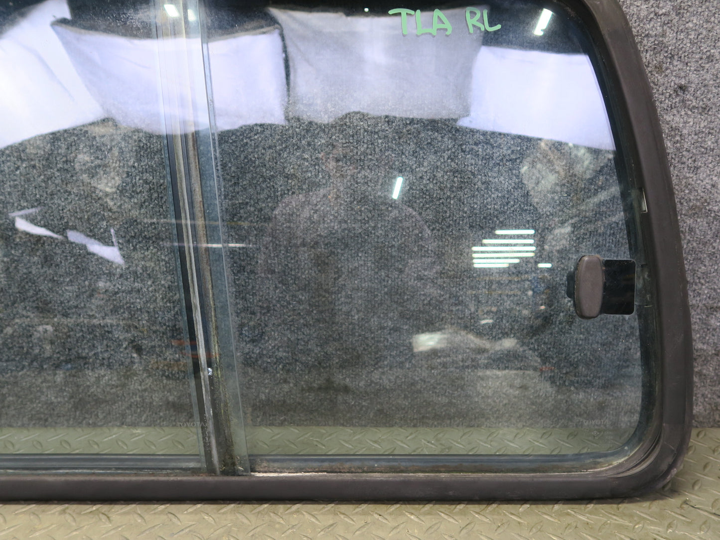 1991-1997 Toyota Land Cruiser FJ80 Rear Left Quarter Sliding Window Glass