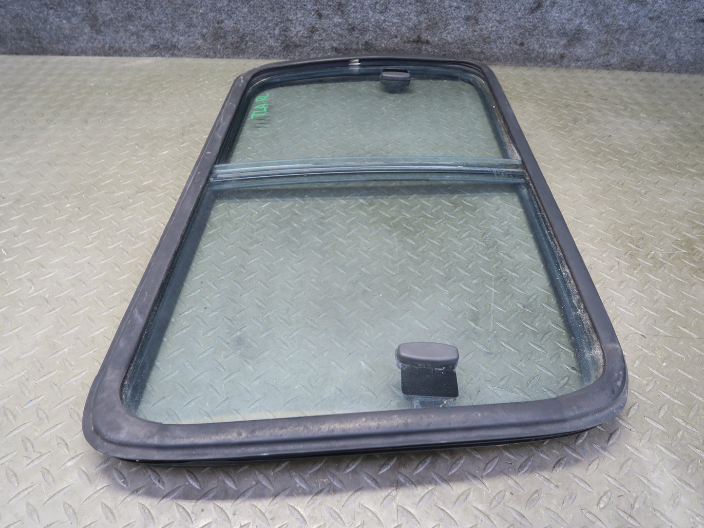 1991-1997 Toyota Land Cruiser FJ80 Rear Left Quarter Sliding Window Glass