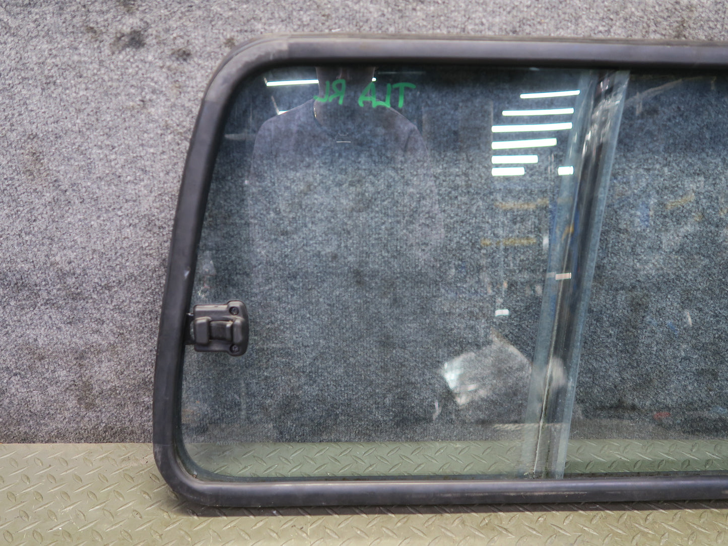 1991-1997 Toyota Land Cruiser FJ80 Rear Left Quarter Sliding Window Glass