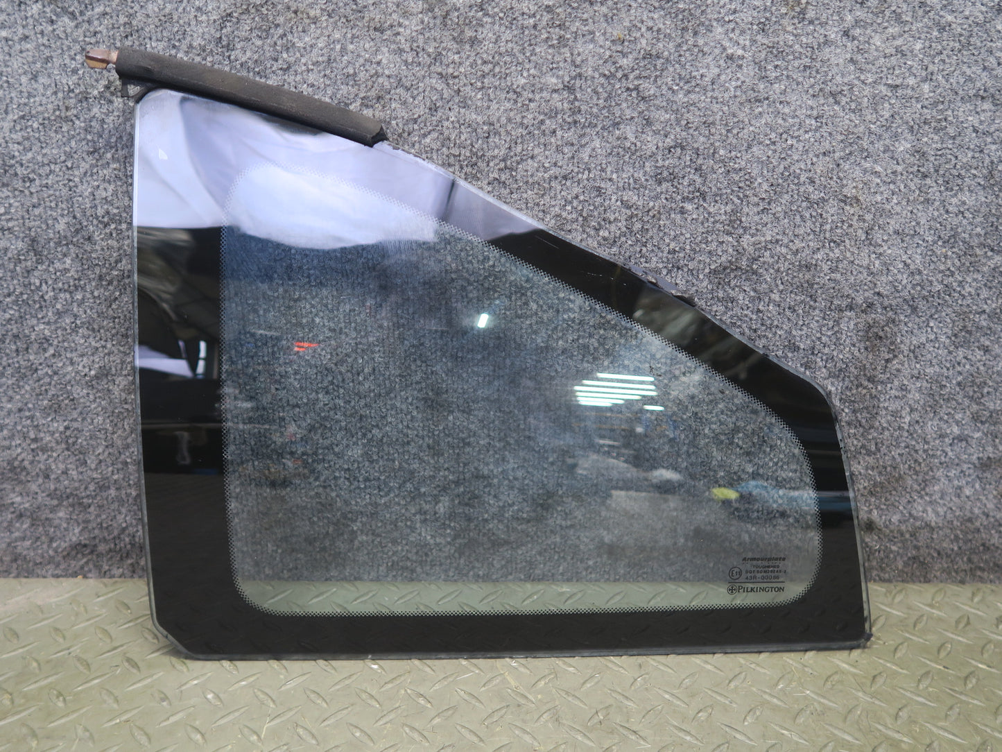 91-95 Toyota SW21L MR2 Rear Left Quarter Glass Window OEM