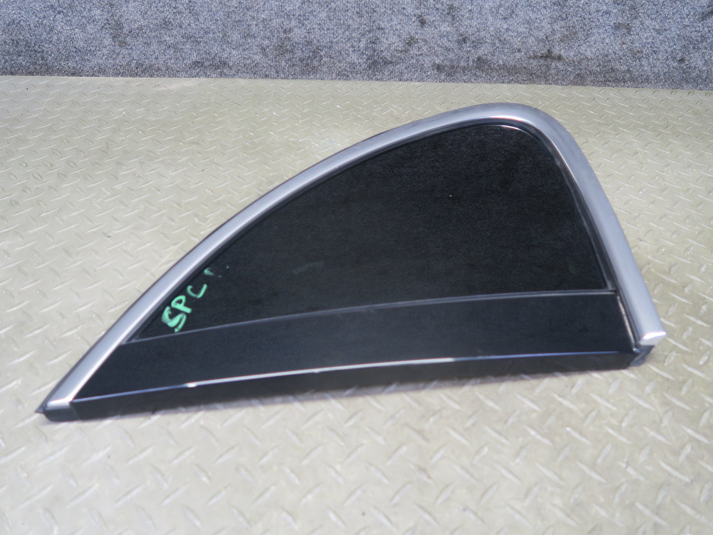 2011-2018 Porsche Cayenne 958 Rear Left Quarter Glass Window