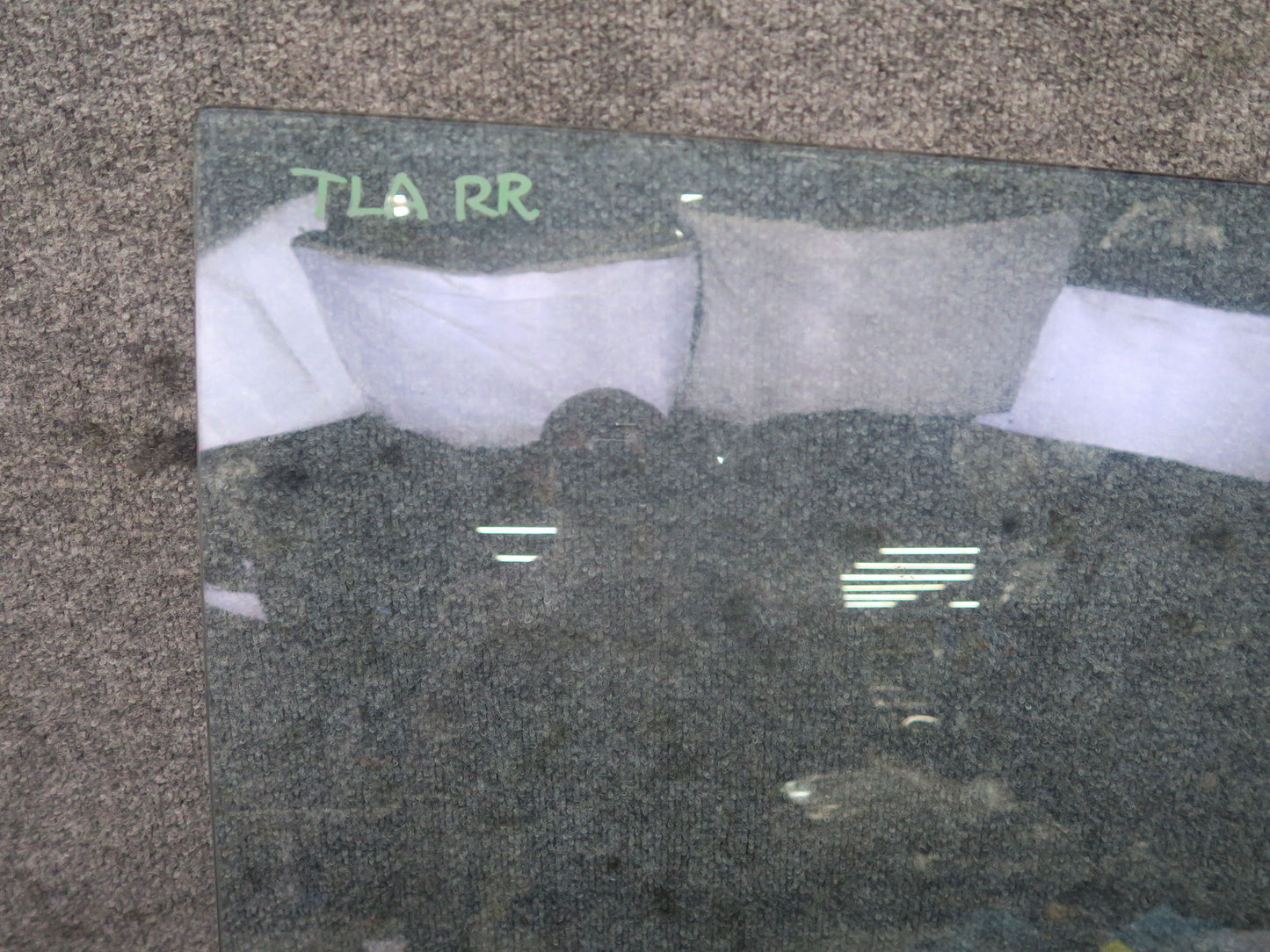 1991-1997 Toyota Land Cruiser FJ80 Rear Right Passenger Side Door Window Glass