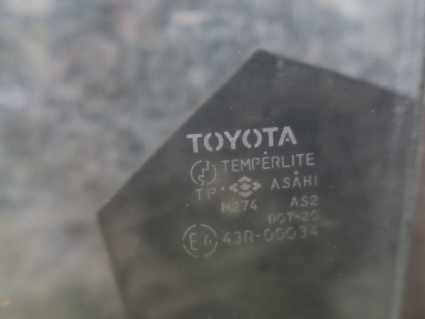 1991-1997 Toyota Land Cruiser FJ80 Rear Left Driver Side Door Window Glass