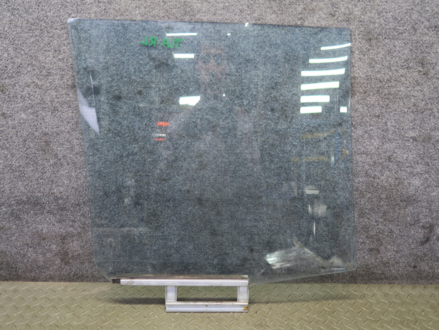 1991-1997 Toyota Land Cruiser FJ80 Rear Left Driver Side Door Window Glass