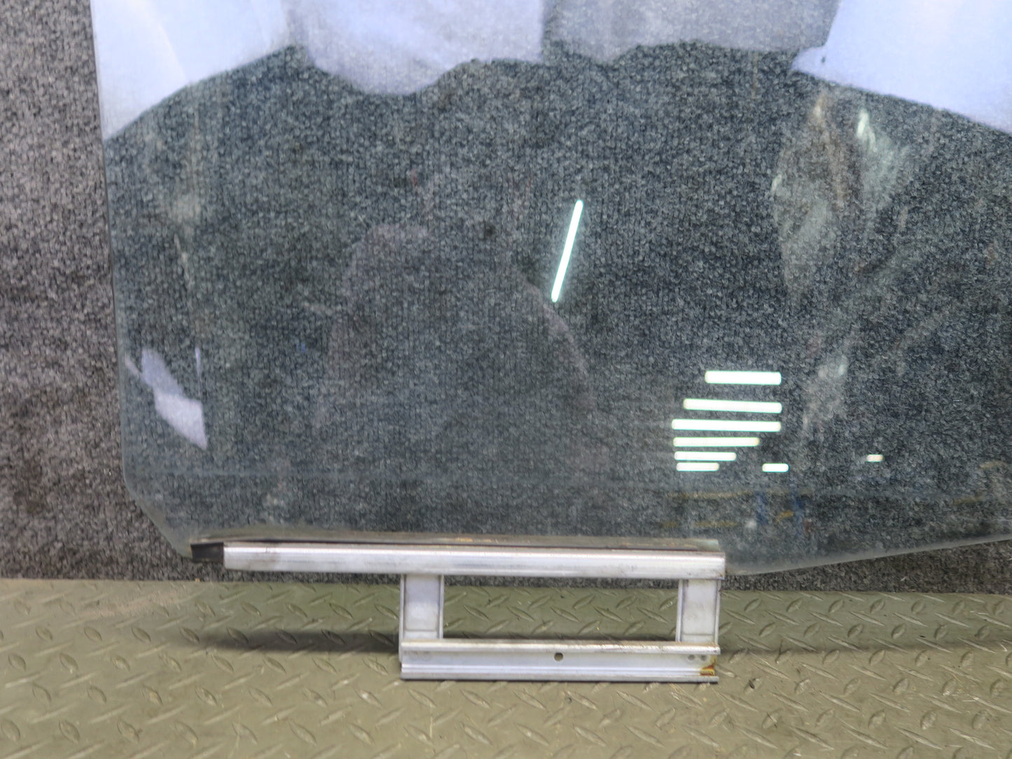 1991-1997 Toyota Land Cruiser FJ80 Rear Left Driver Side Door Window Glass