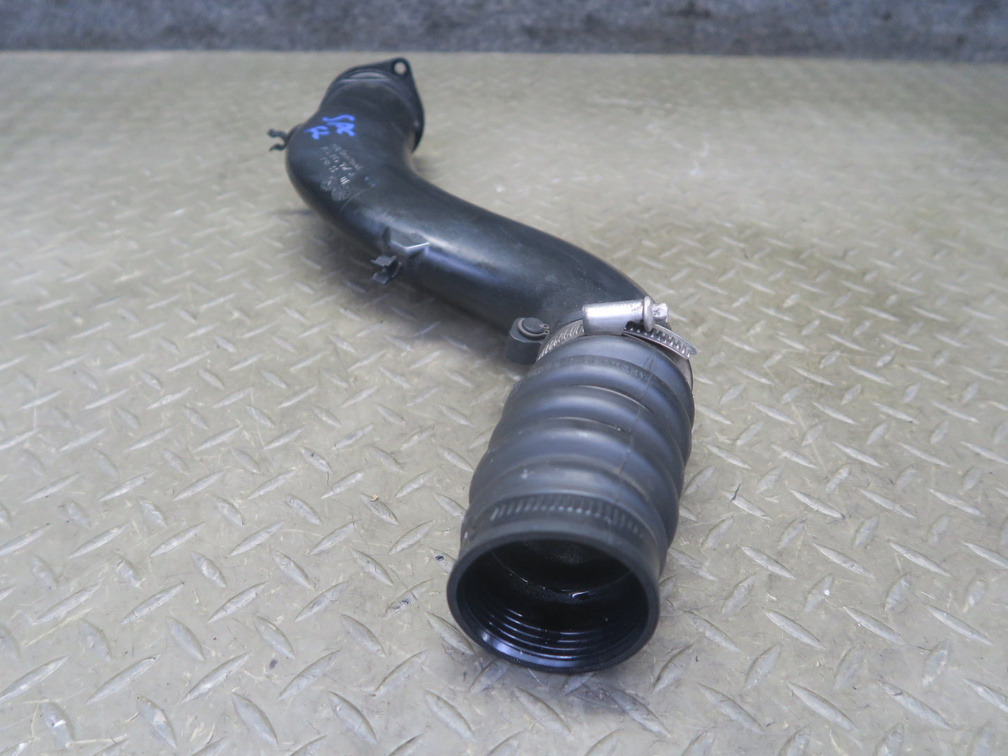 11-18 Porsche Cayenne 958 4.8L Turbo Left & Right Intercooler Hose Pipe Line Set