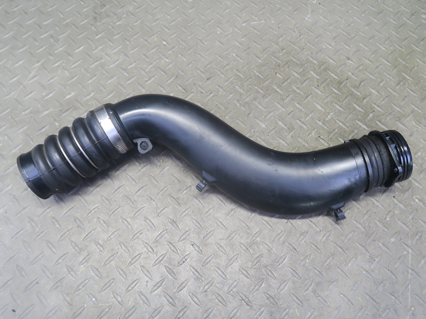 11-18 Porsche Cayenne 958 4.8L Turbo Left & Right Intercooler Hose Pipe Line Set