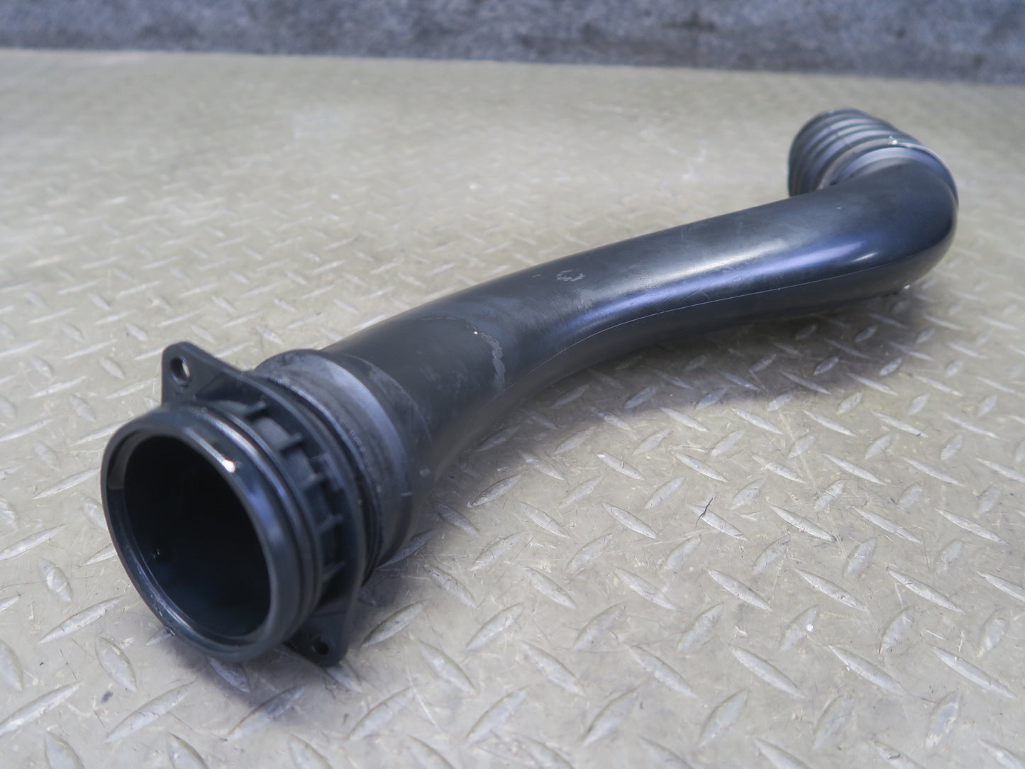 11-18 Porsche Cayenne 958 4.8L Turbo Left & Right Intercooler Hose Pipe Line Set
